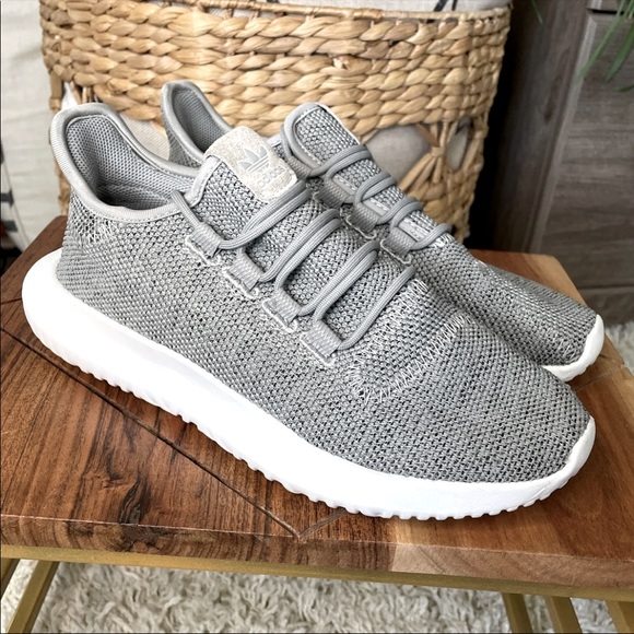 ❗️SOLD❗️Women’s size 7.5 Adidas Tubular sneakers - Picture 1 of 8
